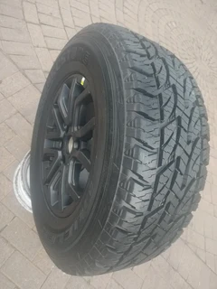 ONE 285 / 65R17 BRIDGESTONE DUELER Tyre &amp; 17Inch Ford Raptor Magrim on Sale.