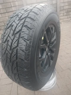 ONE 285 / 65R17 BRIDGESTONE DUELER Tyre &amp; 17Inch Ford Raptor Magrim on Sale.