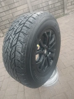 ONE 285 / 65R17 BRIDGESTONE DUELER Tyre &amp; 17Inch Ford Raptor Magrim on Sale.