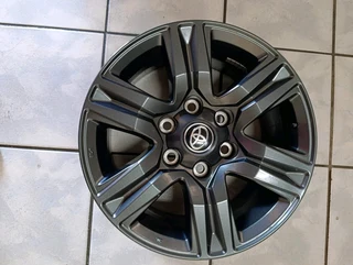 17Inch 6Holes TOYOTA FORTUNA Magrims A set of four on sale.
