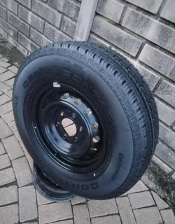 One 16inch Ford Ranger Standard Steel Rim & Continental Cross Contact Tyre 255 /70 R16 On Sale.