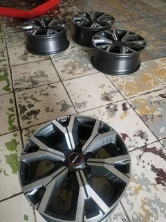 18Inch ISUZU DMAX Magrims 6Holes A Set Of Four On Sale.
