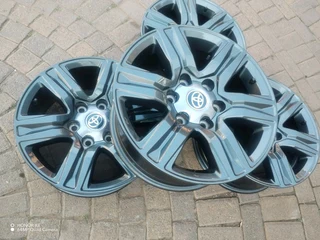 17 inch 6 holes t o y o t a f o r t u n a magrims a set of four on sale