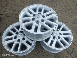 17 inch t o y o t a f o r t u n a h i l l u x magrims 6 holes a set of four on sale