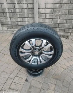 ONE FORD RANGER Magrim &amp; CONTINENTAL CROSS CONTACT Tyre 265 60R18 On Sale.