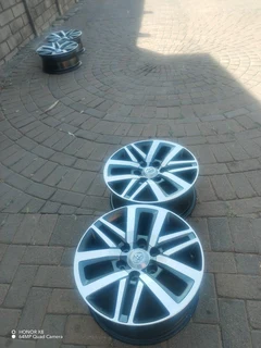 6 holes 18 inch t o y o t a h i l l u x f o r t u n a magrims a set of four on sale