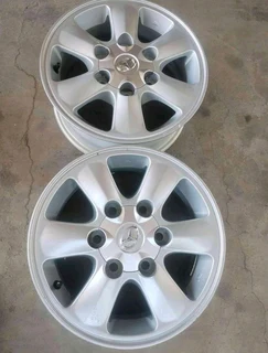 15 inch q u a n t u m n y a a t i magrims 6 holes a set of four on sale