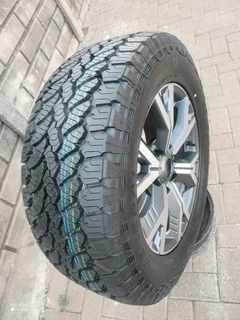 O n e 18 inch i s u z u d m a x magrim &amp; g e n e r a l g r a b b e r tyre 265 60 r18 on sale
