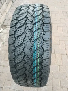 O n e 18 inch i s u z u d m a x magrim &amp; g e n e r a l g r a b b e r tyre 265 60 r18 on sale