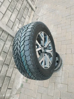 O n e 18 inch i s u z u d m a x magrim &amp; g e n e r a l g r a b b e r tyre 265 60 r18 on sale
