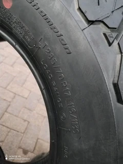 O n e 285 70 r17 b f g o o d r i c h a l l t e r r a i n k o2 tyre on sale