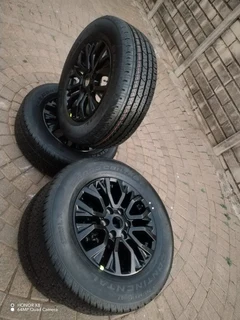 265 60 r18 c o n t i n e n t a l c r o s s c o n t a c t tyres a set of four on sale