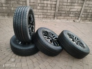 265 60 r18 c o n t i n e n t a l c r o s s c o n t a c t tyres a set of four on sale