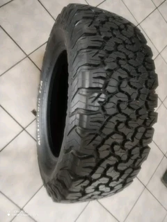 O n e 265 65 r18 b f g o o d r i c h a l l t e r r a i n k o2 tyre on sale