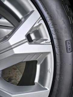 O n e 18 inch i s u z u d m a x magrim &amp; g e n e r a l g r a b b e r tyre 255 60 r18 on sale