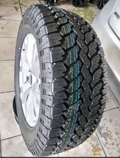 O n e 18 inch i s u z u d m a x magrim &amp; g e n e r a l g r a b b e r tyre 255 60 r18 on sale