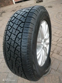 O n e 18 inch amarok magrim &amp; 255 60 r18 s c o r p i o n p i r r e l l i a t r tyre on sale