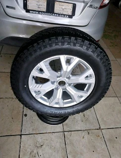 O n e 255 60 r18 g e n e r a l g r a b b e r tyre &amp; 18 inch i s u z u d m a x magrim on sale