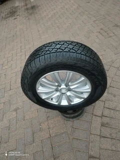 O n e 18 inch amarok magrim &amp; s c o r p i o n p i r r e l l i tyre 255 60 r18 on sale