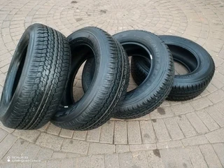 265 60 r18 d u n l o p g r a n d t r e k tyres a set of four on sale