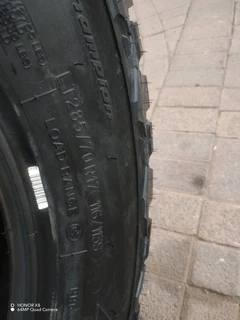 O n e 285 70 r17 b f g o o d r i c h a l l t e r r a i n tyre on sale