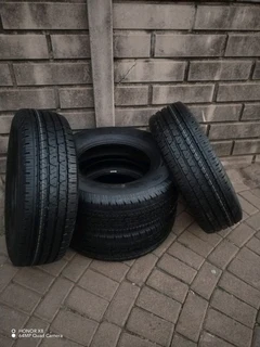 255 70 r16 c o n t i n e n t a l c r o s s c o n t a c t tyres a set of four on sale