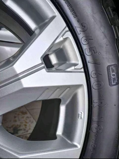 O n e g e n e r a l g r a b b e r tyre 255 60 r18 &amp; 18 inch i s u z u d m a x magrim on sale