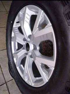 O n e g e n e r a l g r a b b e r tyre 255 60 r18 &amp; 18 inch i s u z u d m a x magrim on sale