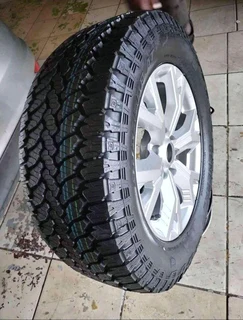 O n e g e n e r a l g r a b b e r tyre 255 60 r18 &amp; 18 inch i s u z u d m a x magrim on sale