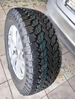 O n e g e n e r a l g r a b b e r tyre 255 60 r18 &amp; 18 inch i s u z u d m a x magrim on sale