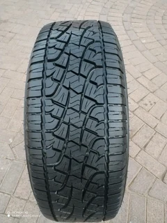 O n e 18 inch amarok magrim &amp; s c o r p i o n p i r r e l l i tyre 255 60 r18 on sale