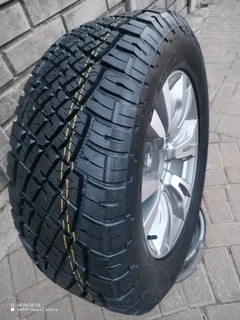 O n e 255 60 r18 g e n e r a l g r a b b e r tyre &amp; 18 inch i s u z u x r i d e r magrim on sale