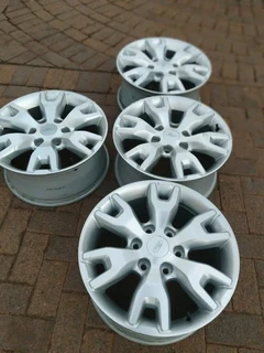 18inch 6holes Ford Ranger Magrims A Set Of Four On Sale.