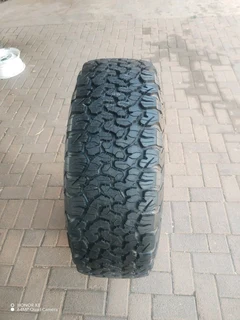 One 265/65r18 Bf Goodrich All-terrain Ko2 Tyre On Sale.