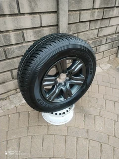 ONE 17Inch TOYOTA FORTUNA Magrim &amp; DUNLOP GRAND TREK Tyre 265 /65R17 On Sale.