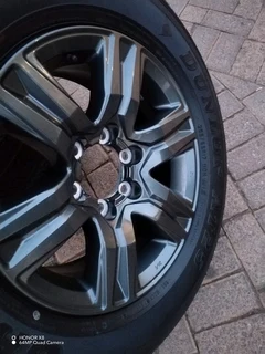 17Inch TOYOTA FORTUNA Magrims 6Holes &amp; DUNLOP GRAND TREK Tyres 255 65R17 A Set of Four On Sale.