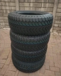265 60R18 GENERAL GRABBER AT 3 Tyres A set of four on sale.