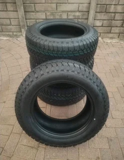 265 60R18 GENERAL GRABBER AT 3 Tyres A set of four on sale.