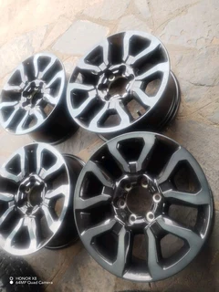 18Inch 6Holes TOYOTA HILLUX Magrims 6Holes A Set Of Four On Sale.