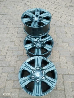 17Inch TOYOTA FORTUNA Magrims 6Holes A Set Of Four On Sale.
