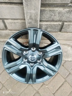 17Inch TOYOTA FORTUNA Magrims 6Holes A Set Of Four On Sale.