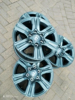 17Inch TOYOTA FORTUNA Magrims 6Holes A Set Of Four On Sale.