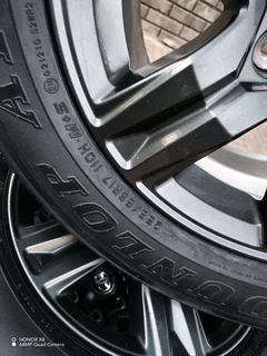 17inch Toyota Fortuna Magrims 6holes & Dunlop Grand Trek Tyres 255 65r17 A Set Of Four On Sale.