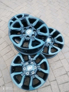 6holes 18inch Toyota Hillux Magrims A Set Of Four On Sale.