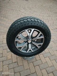 One 18inch Isuzu Dmax Magrim & General Grabber  Tyre 265 60r18 On Sale.
