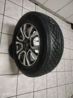 ONE 18Inch FORD RANGER Magrim &amp; Fairy Used Tyre 265 60R18 On Sale.