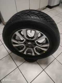 ONE 18Inch FORD RANGER Magrim &amp; Fairy Used Tyre 265 60R18 On Sale.