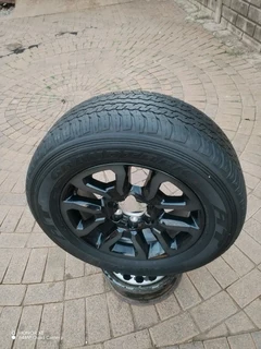 18Inch TOYOTA HILLUX Magrim &amp; Fairy Used DUNLOP GRAND TREK Tyre 265 60R18 On Sale.