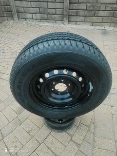 ONE 17Inch FORD RANGER Standard Steel Rim &amp; GOOD YEAR WRANGLER Tyre 265!/65R17 On Sale.