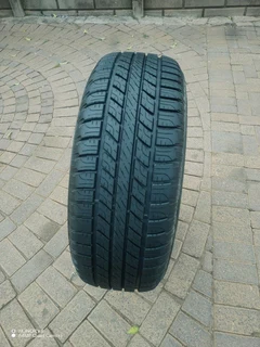 ONE 17Inch FORD RANGER Standard Steel Rim &amp; GOOD YEAR WRANGLER Tyre 265!/65R17 On Sale.